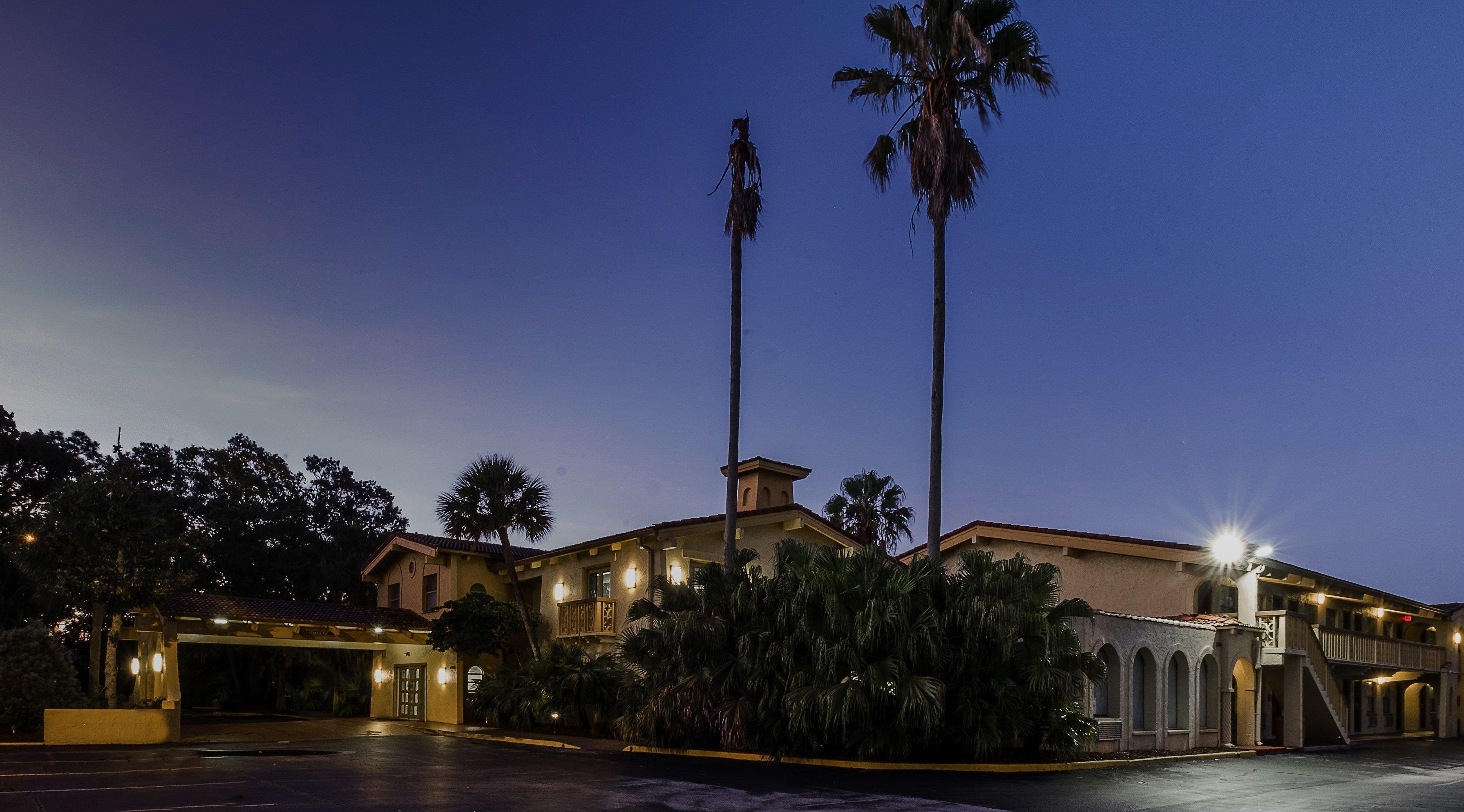 Red Roof Inn Tampa Bay - Sint-Petersburg Buitenkant foto