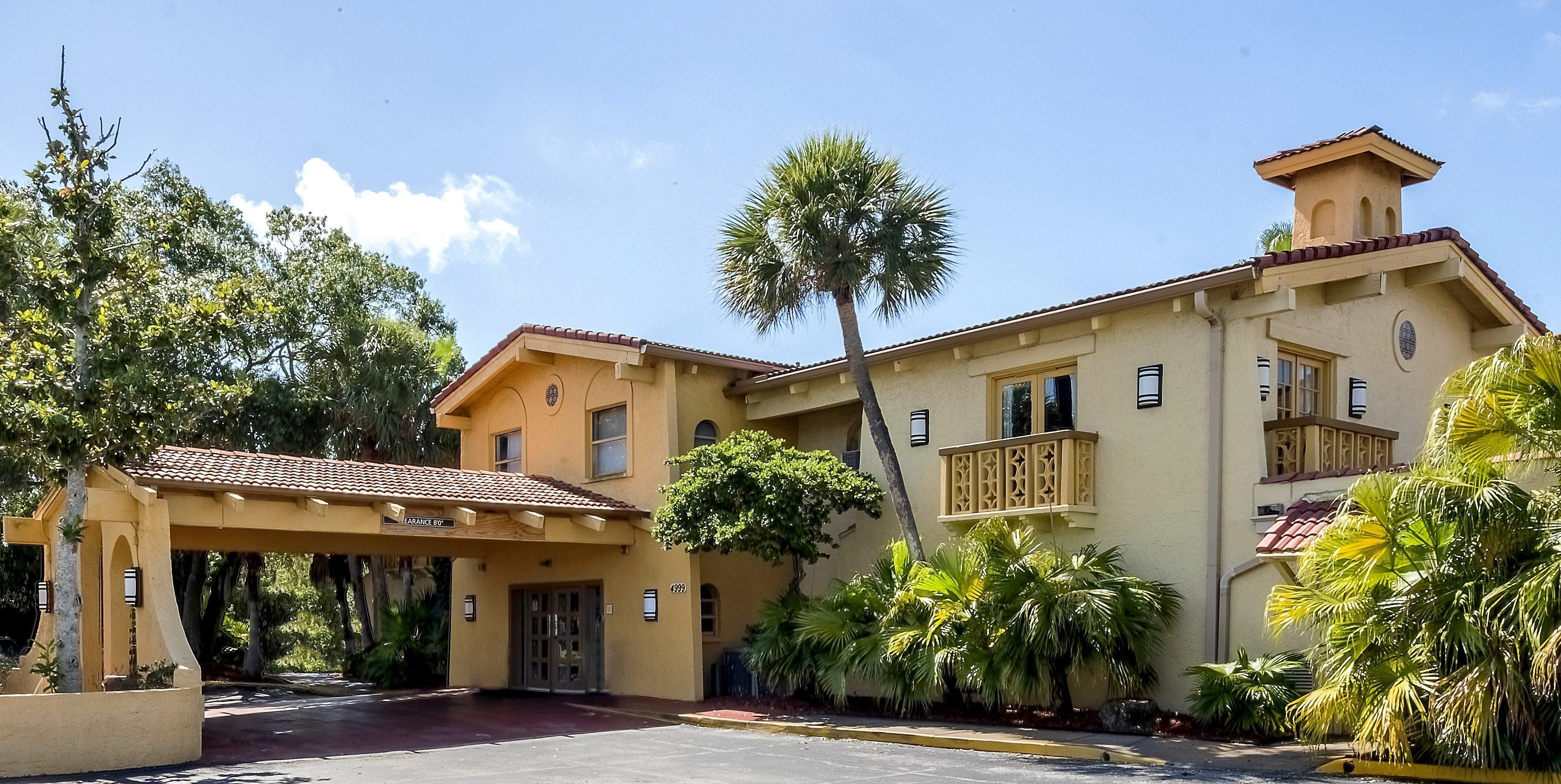 Red Roof Inn Tampa Bay - Sint-Petersburg Buitenkant foto