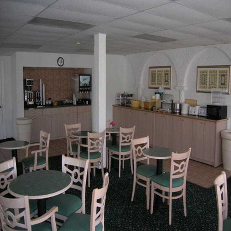 Red Roof Inn Tampa Bay - Sint-Petersburg Buitenkant foto