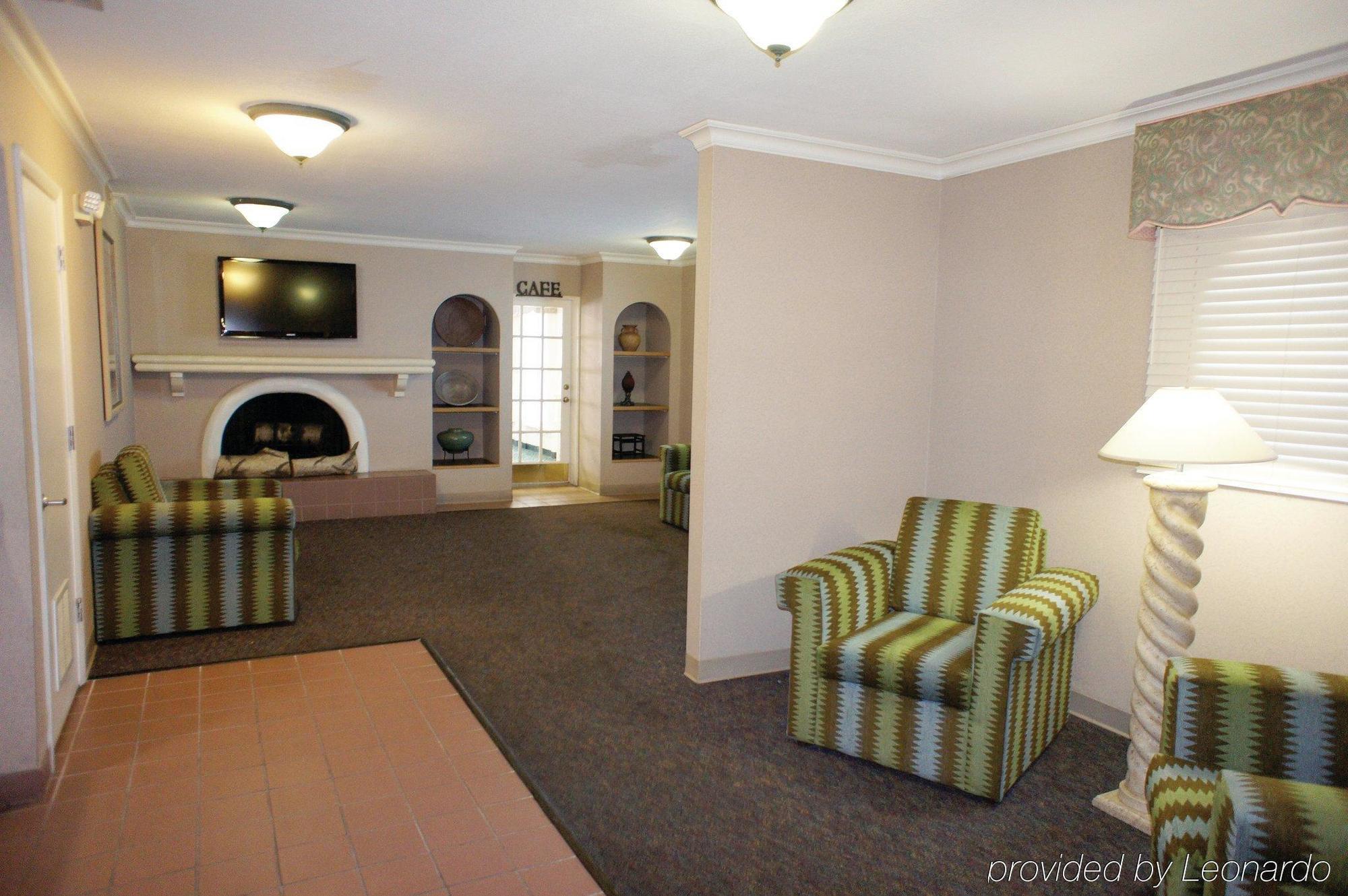 Red Roof Inn Tampa Bay - Sint-Petersburg Buitenkant foto