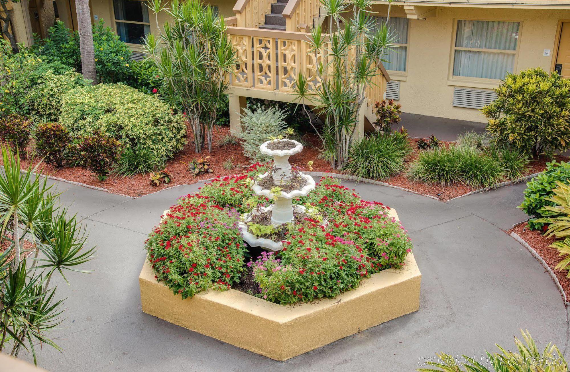 Red Roof Inn Tampa Bay - Sint-Petersburg Buitenkant foto