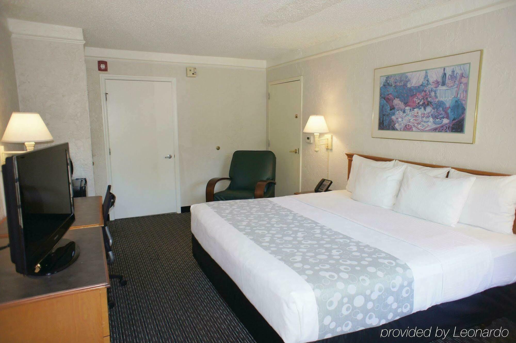 Red Roof Inn Tampa Bay - Sint-Petersburg Buitenkant foto